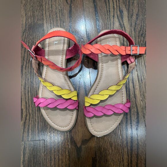 Women sandals Size 8 - Picture 3 of 4